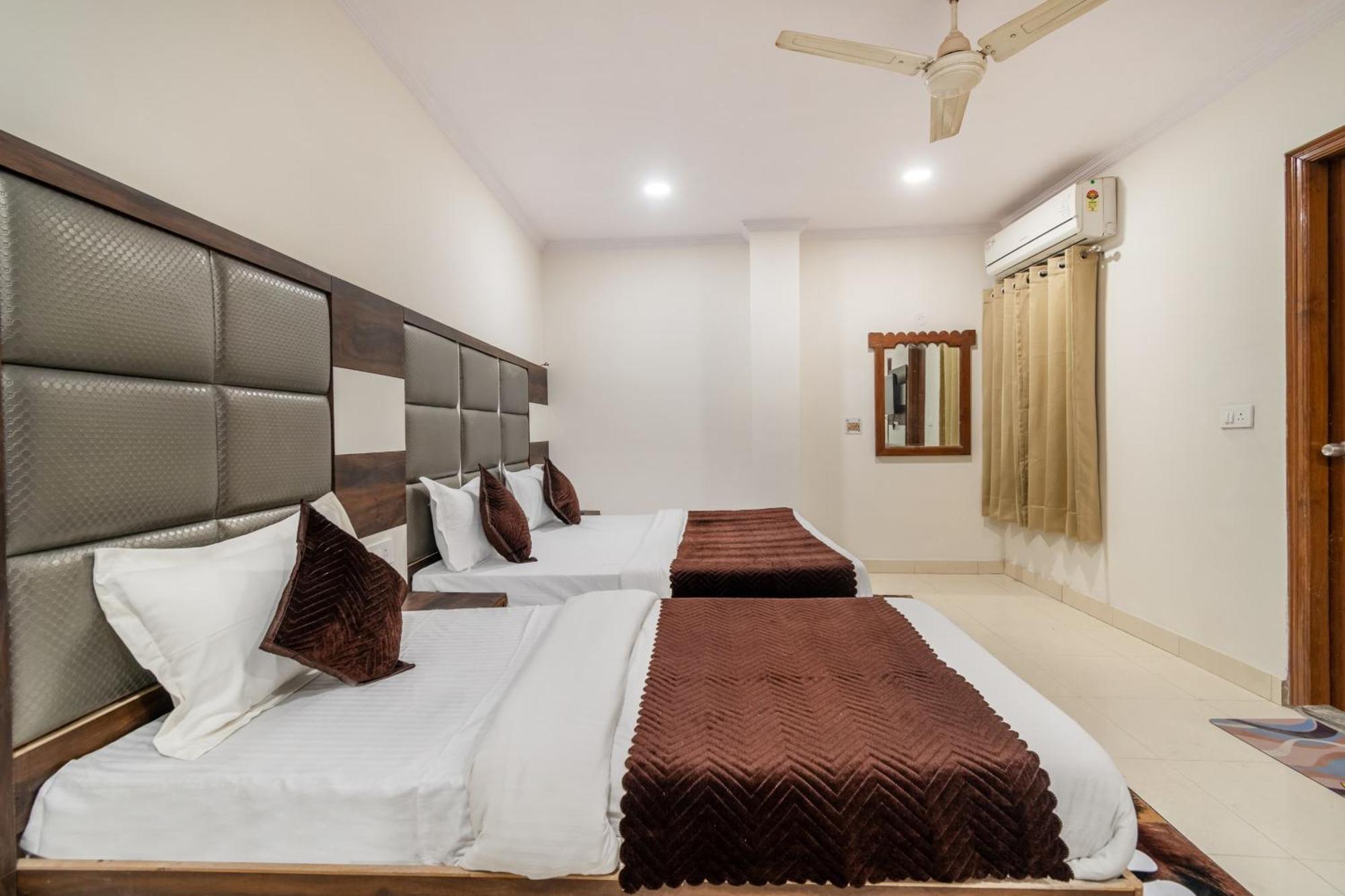 Hotel South Indian Дели Экстерьер фото