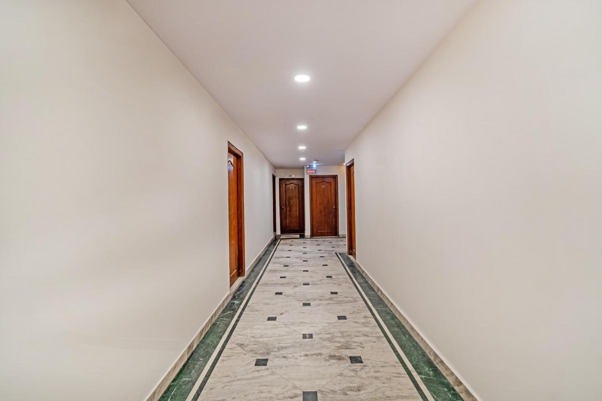 Hotel South Indian Дели Экстерьер фото