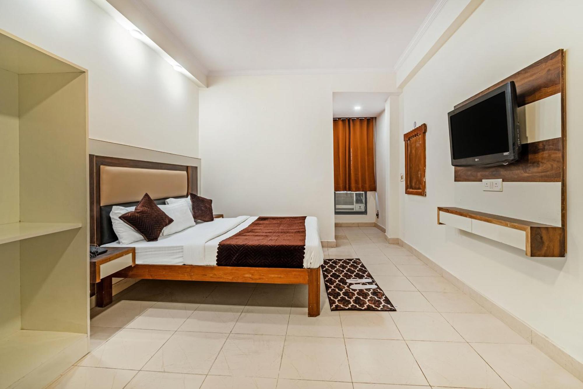 Hotel South Indian Дели Экстерьер фото